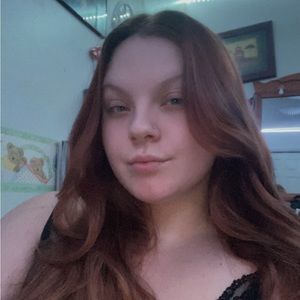 Meet your Posher, Joelle